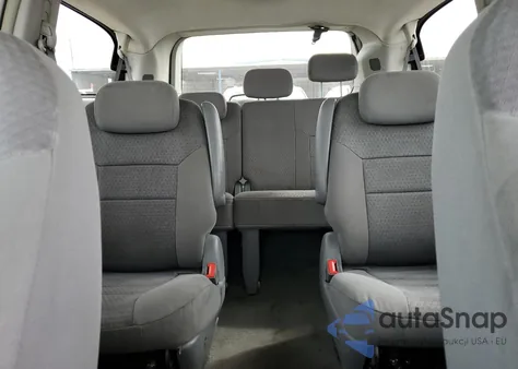 2008 Chrysler Town & Country Touring из США, поврежденный, VIN 2A8HR54P38R671539